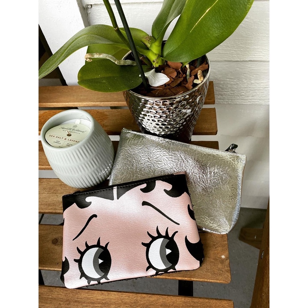 Ipsy Make-Up Bag • NWOT